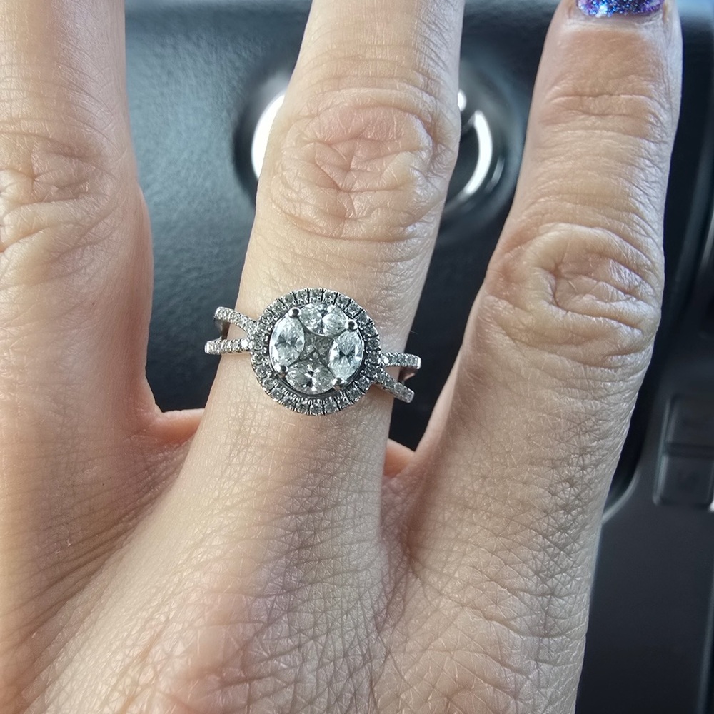 White gold 14kt diamond ring 1 ct tw